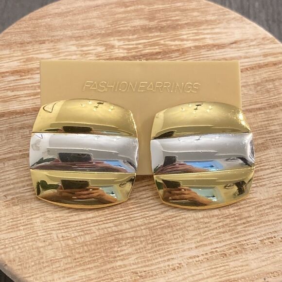 NWT Fashion Earrings Chunky Geometric Stud Earrings - Gold and Silver - Picture 3 of 7